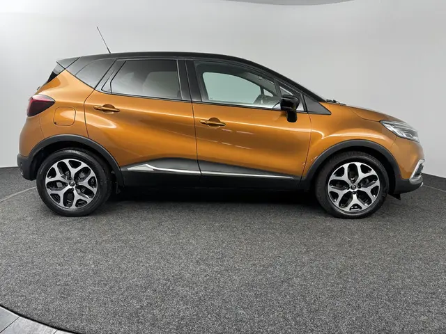 Renault Captur 1.3 TCe 150 Intens Automaat 2020 Benzine 18
