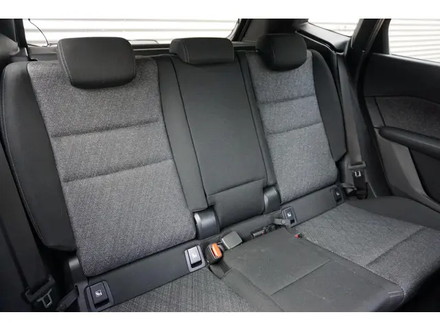 BMW 2 Serie Active Tourer 216i 2024 Benzine 10