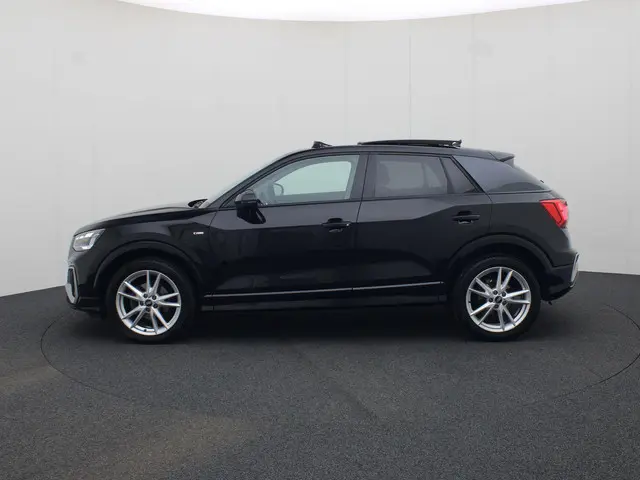 Audi Q2 35 TFSI/150PK S Line 2023 Benzine 33