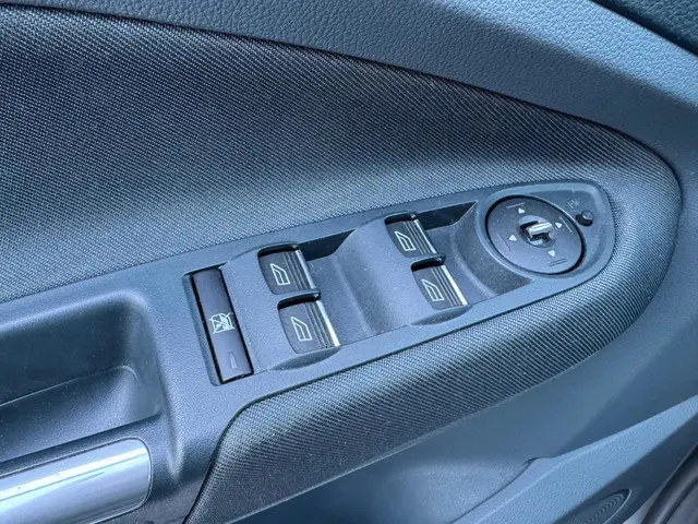 Ford C-MAX 1.0 Titanium 2013 *NETTE AUTO* 2013 Benzine 16