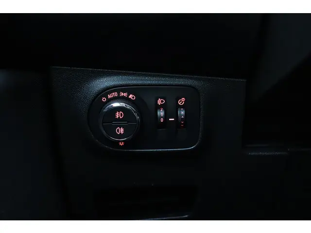 Opel Corsa 1.4 Online Edition 2017 Benzine 25