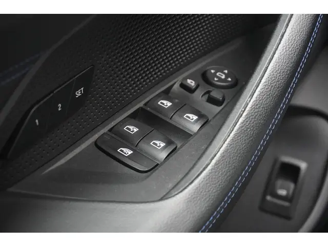 BMW 4 Serie Gran Coupé M440i 2022 Benzine 32