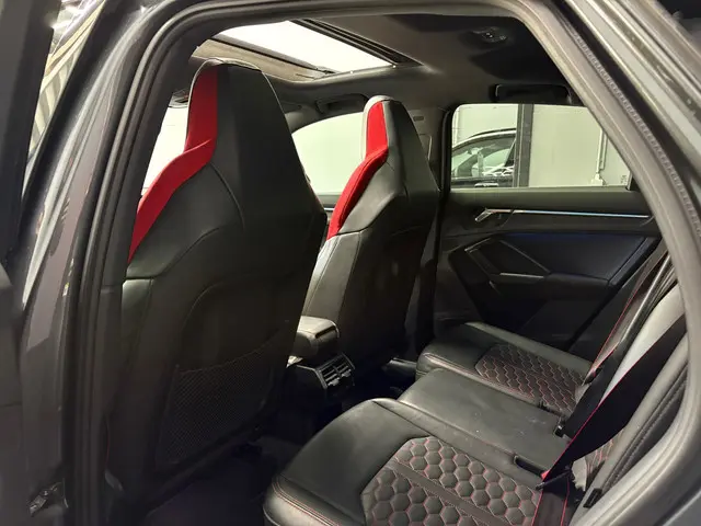 Audi RSQ3 Sportback 2.5 TFSI RS Seats Pano 2022 Benzine 13