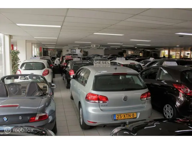 Peugeot 208 1.2 PURET. BLUE LION NAVI-CRUISE 2017 Benzine 14
