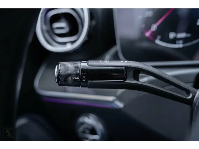 Mercedes-Benz C-Klasse 300 AMG Line 2021 Benzine 27