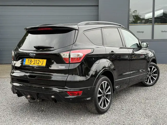 Ford Kuga 1.5 EcoBoost ST Line 2018 Benzine 2