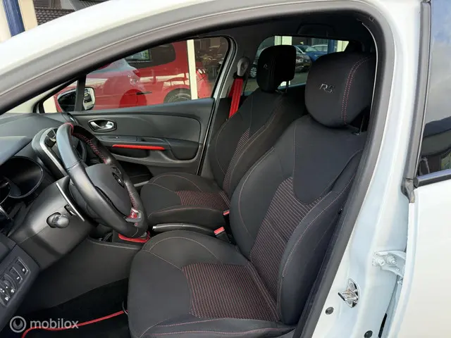 Renault Clio 1.6 R.S. 2015 Benzine 14