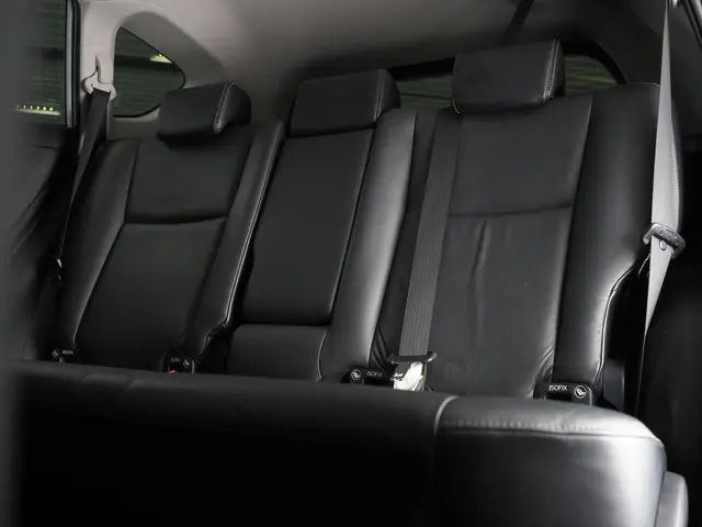 Toyota RAV4 2.0 Executive Business 4WD 2013 Benzine 12