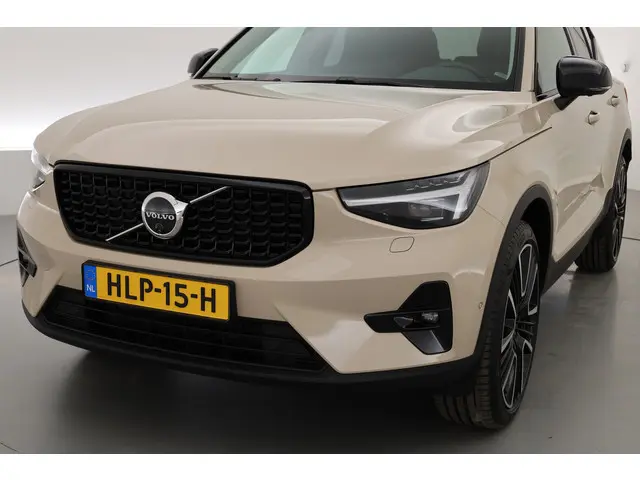Volvo XC40 2.0 B4 Ultra Dark 2024 Hybride Benzine 23