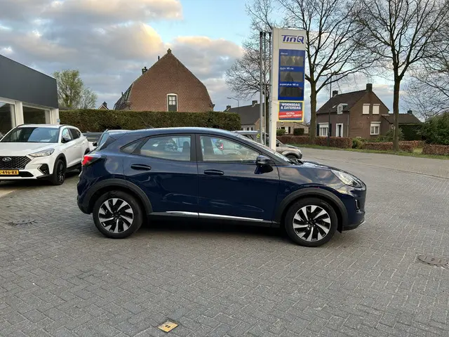 Ford Puma 3
