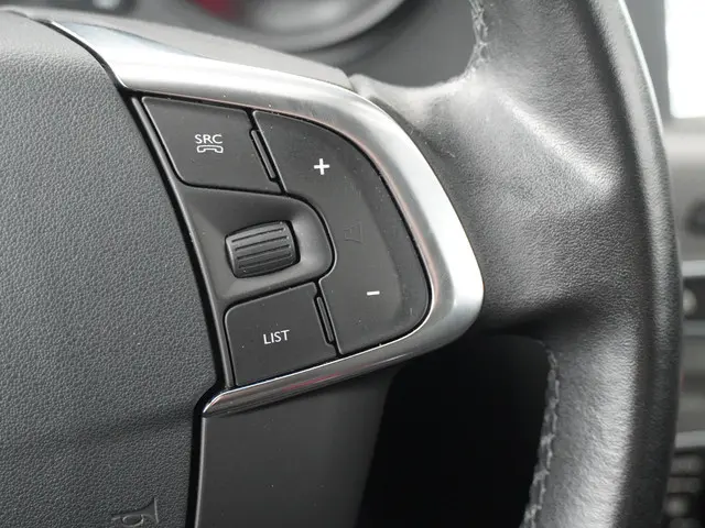 Citroën C4 1.2 PureTech Feel Collection 2015 Benzine 16