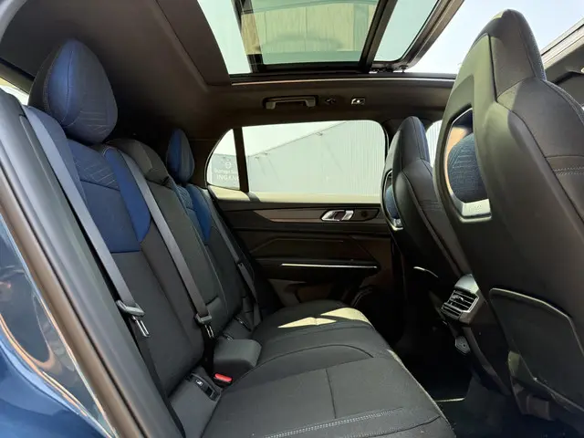 Lynk & Co 01 1.5 Aut. Hybrid 2024 Hybride Benzine 17