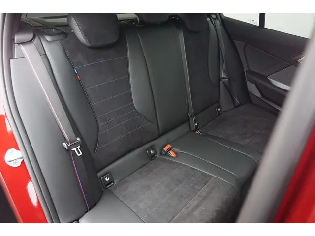 BMW 1 Serie 120 2026 Benzine 10