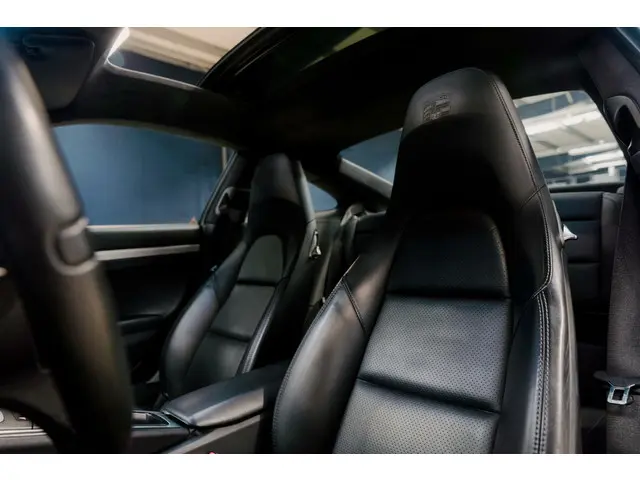 Porsche 911 3.8 Carrera S 2013 Benzine 13