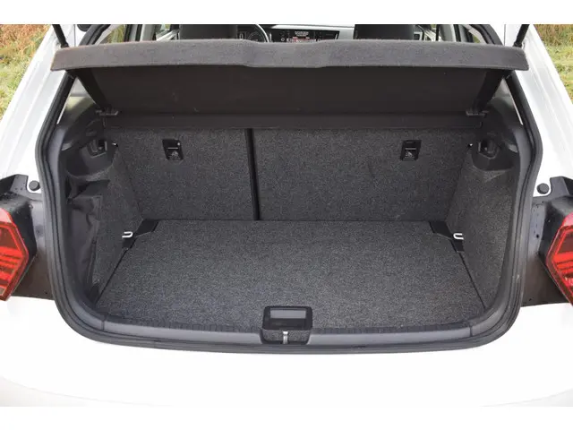 Volkswagen Polo 1.0 TSI Comfortline 2020 Benzine 31