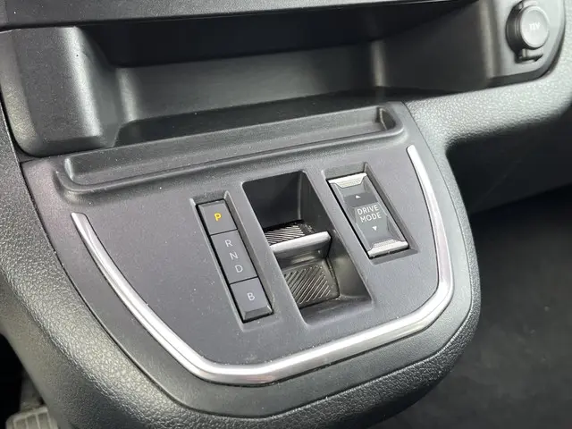 Citroën ë-Jumpy 50kWh XL 2021 Elektrisch 31