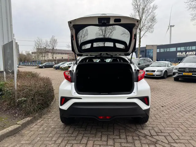 Toyota C-HR 1.8 Hybrid Energy 2018 Hybride Benzine 10