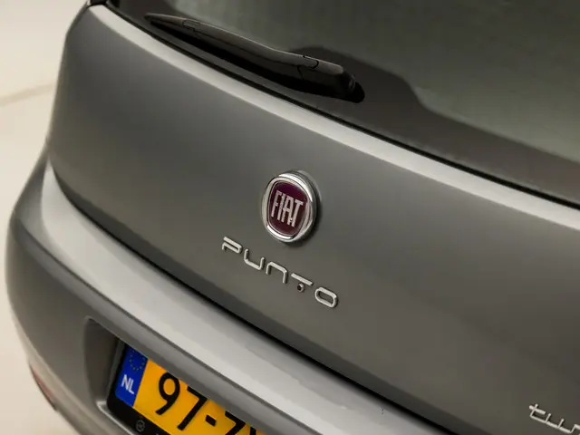 Fiat Punto Evo 0.9 TwinAir Sport 2013 Benzine 23