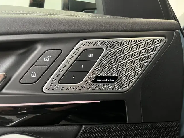 BMW X1 xDrive30e X-Line 2023 Hybride Benzine 40