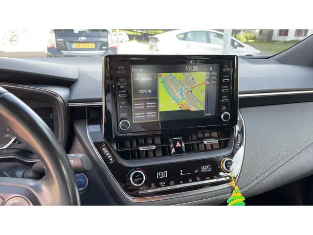 Toyota Corolla 1.8 Hybrid Active 2019 Hybride Benzine 12