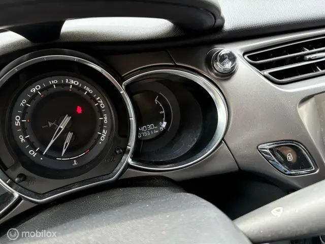 DS DS 3 1.2 PureTech So Chic 2018 Benzine 20