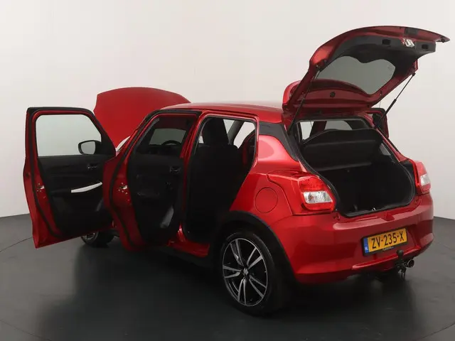 Suzuki Swift 1.2 Sportline 2019 Benzine 19