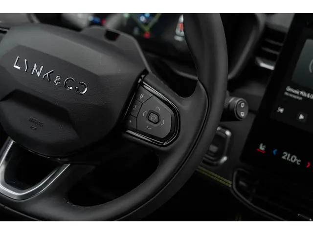 Lynk & Co 01 1.5 Core 2025 Hybride Benzine 23