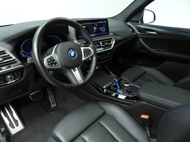 BMW iX3 High Executive 2023 Elektrisch 6