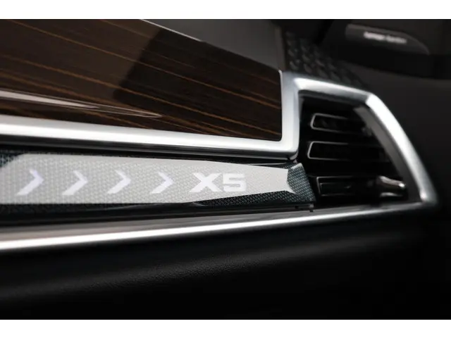 BMW X5 xDrive50e 2025 Hybride Benzine 43