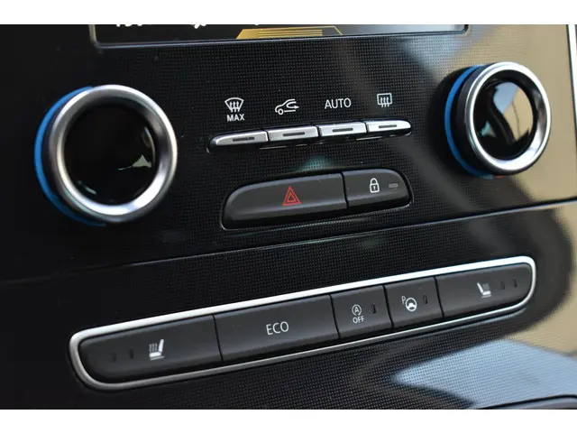 Renault Scénic TCe 140 EDC Bose 2019 Benzine 10