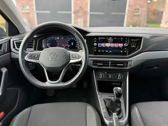 Volkswagen Polo 1.0 TSI Life 2023 104644km 2023 Benzine 13