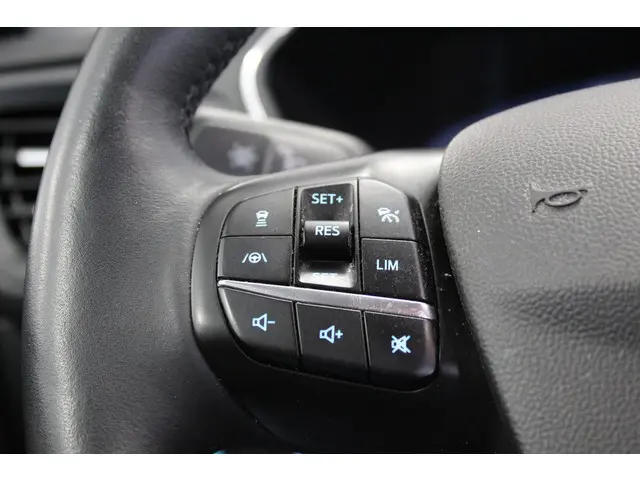 Ford Kuga 2.5 PHEV Titanium 2021 Hybride Benzine 23
