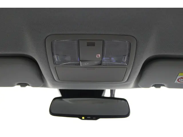 Toyota Auris 1.8 Hybrid Dynamic 2018 Hybride Benzine 32