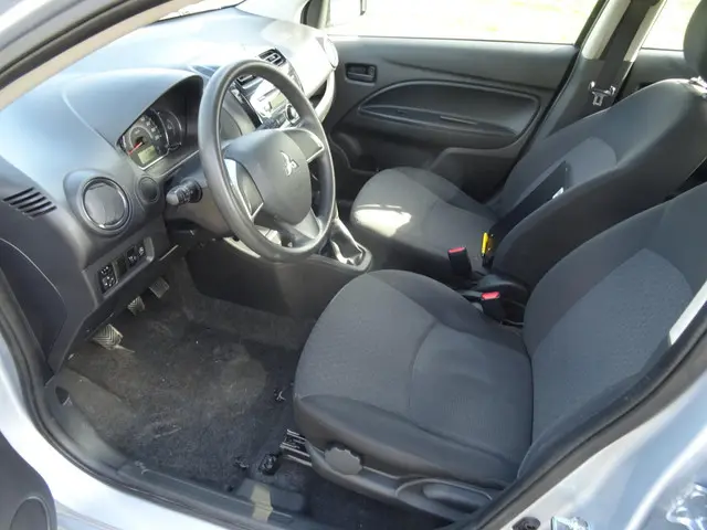 Mitsubishi Space Star 1.0 Cool+ 2020 Benzine 9