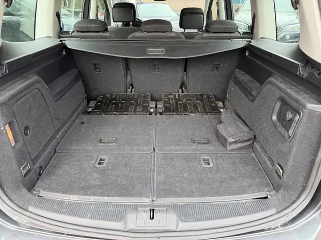 Volkswagen Sharan 1.4 TSI Exclusive Series 2017 Benzine 29