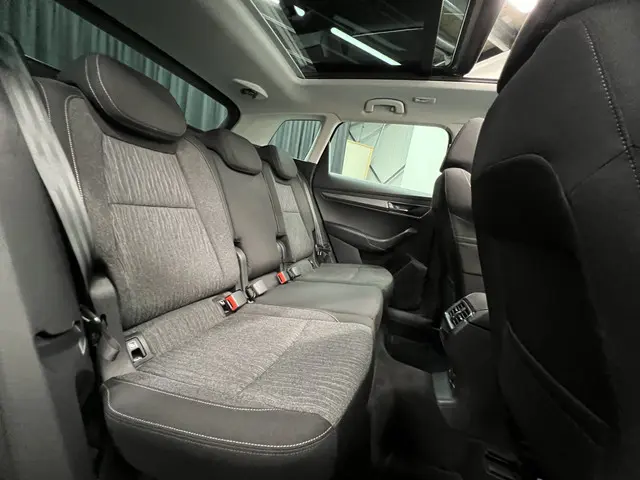 Škoda Karoq 1.5 TSI ACT Style Business 2018 Benzine 42