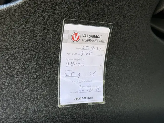 Citroën C4 Cactus 1.2 PureTech Business 2017 Benzine 21