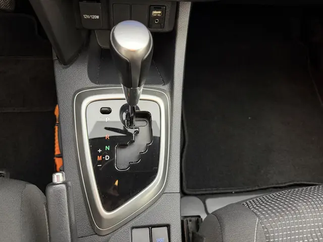 Toyota Auris 1.6 Aspiration 2014 Benzine 7