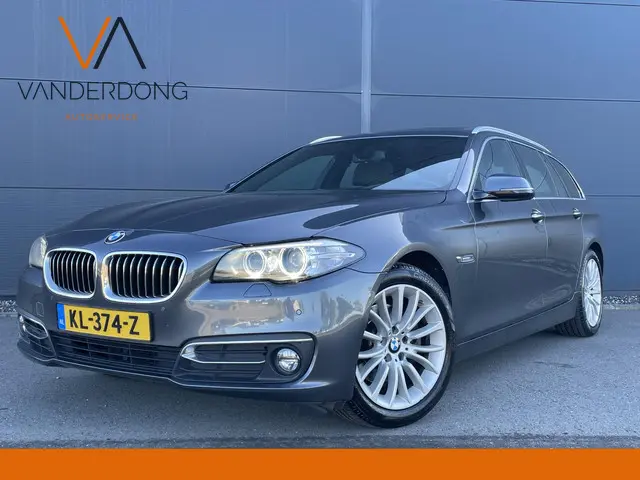 BMW 5 Serie Touring 520i Luxury Edition 2016 Benzine