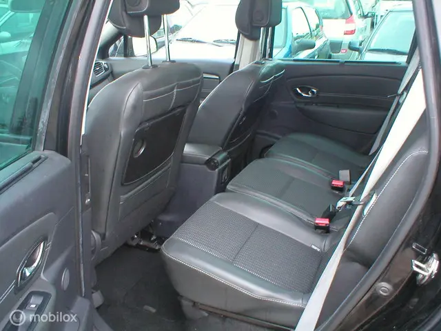 Renault Scénic 1.2 TCe Bose 2013 Benzine 6