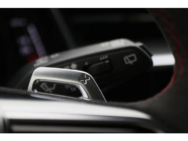 Audi RS6 Avant 4.0 TFSI Quattro 600 PK 2020 Benzine 57