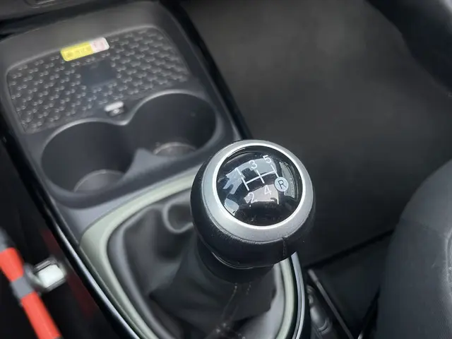 Toyota Aygo X 1.0 VVT-i MT Envy 2022 Benzine 16