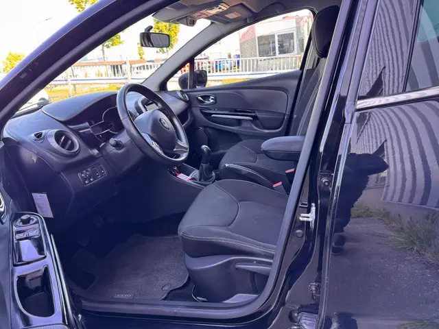 Renault Clio 0.9 TCe ECO Night&Day 2015 Benzine 17