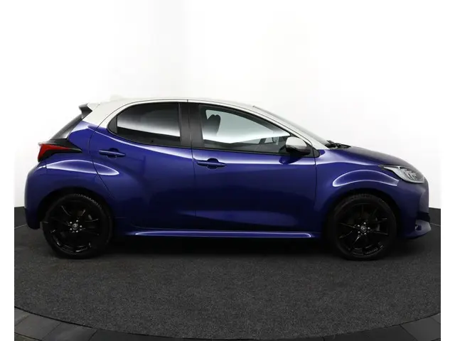Toyota Yaris 1.5 Hybrid Executive 2022 Hybride Benzine 13