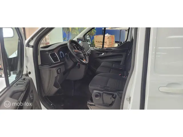Ford Transit Custom 300 2.0 TDCI L2 2019 Diesel 10