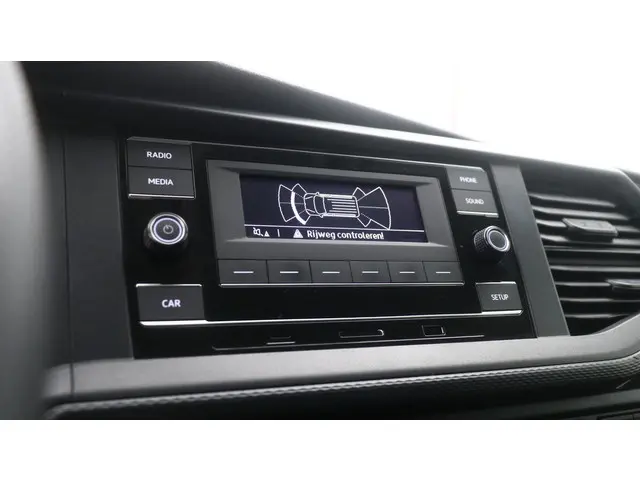 Volkswagen Transporter L1H1 2.0 TDI 110pk 2021 Diesel 18