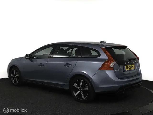 Volvo V60 1.5 T2 Polar+| Leer| Trekhaak 2018 Benzine 5