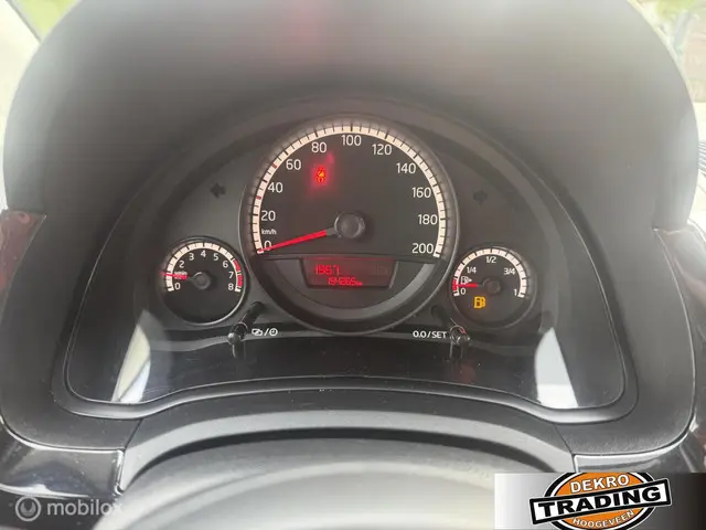 Volkswagen up! 1.0 move up! BlueMotion 2015 Benzine 14