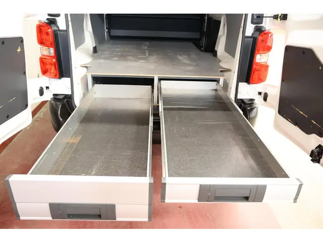 Toyota ProAce Worker 2.0 D-4D Live L2H1 LANG 2022 Diesel 7