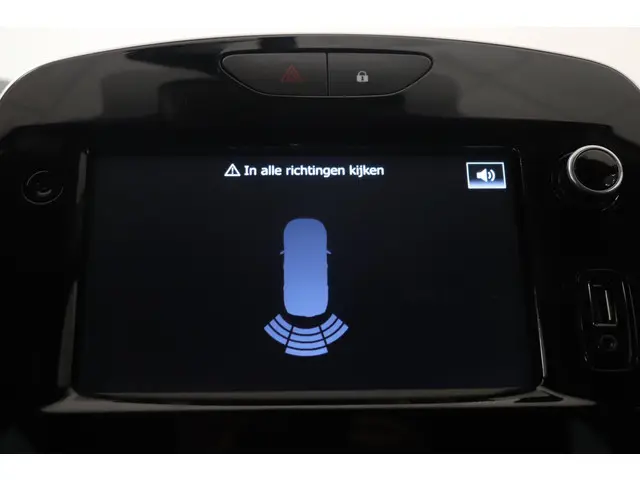 Renault Clio 0.9 TCe Limited 2019 Benzine 12